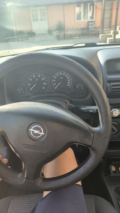 Vând Opel Astra G