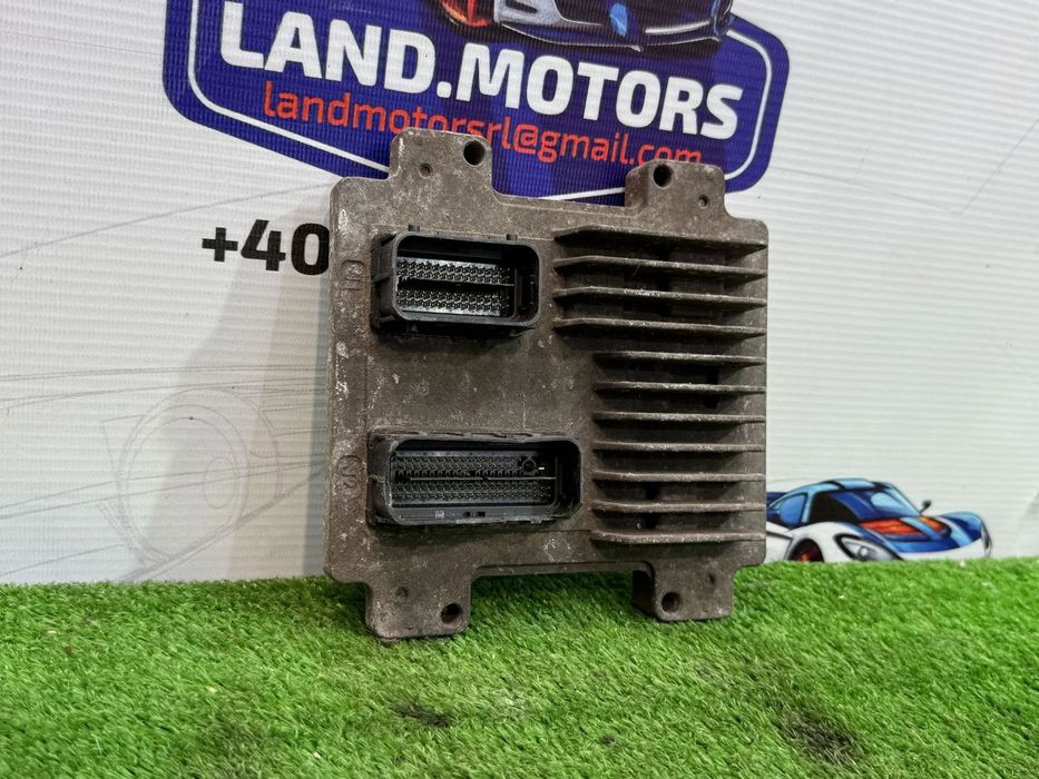 CALCULATOR MOTOR ECU OPEL CORSA E 1.4 BENZINA 2017 COD OEM 12679197 2014-2019