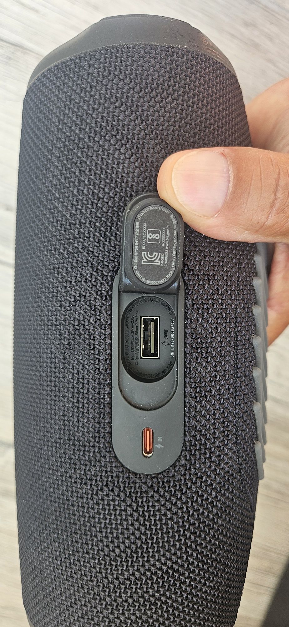 Jbl charge 5 чисто нова bluetooth колонка блутут колона