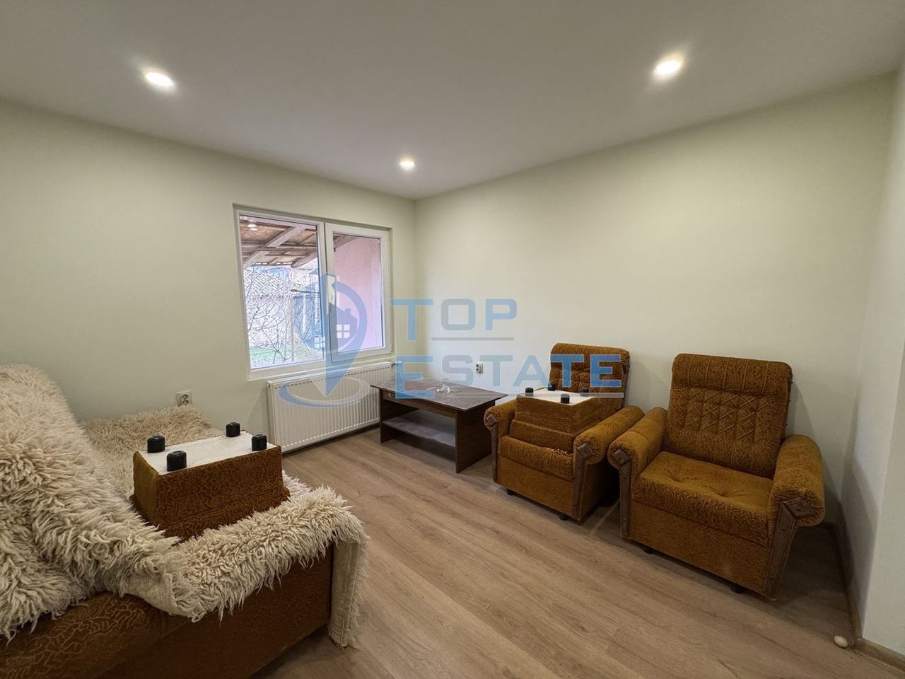 Продава се Къща в с. Джулюница, Област Велико Търново - 90 кв.м за 723 €/кв.м - Снимка #8