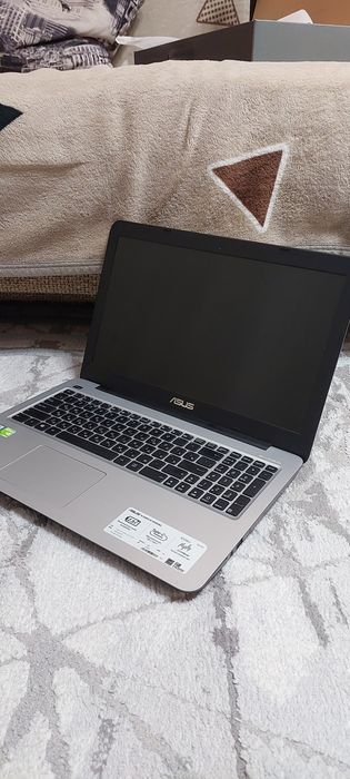 Ноутбук ASUS X556UQ