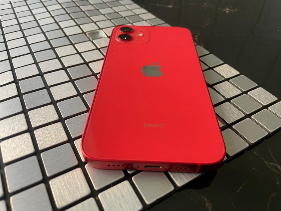 Vand Iphone 12 Red / Rosu