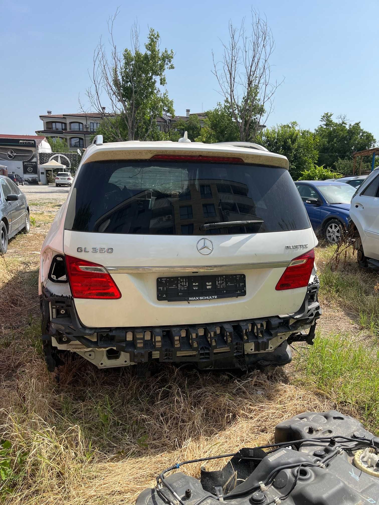 Мерцедес GL166 W166 GL350 На части