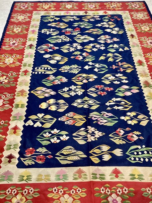 Covor oltenesc autentic