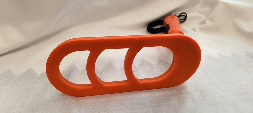 Металотърсач за подводно търсене  Dive Q20