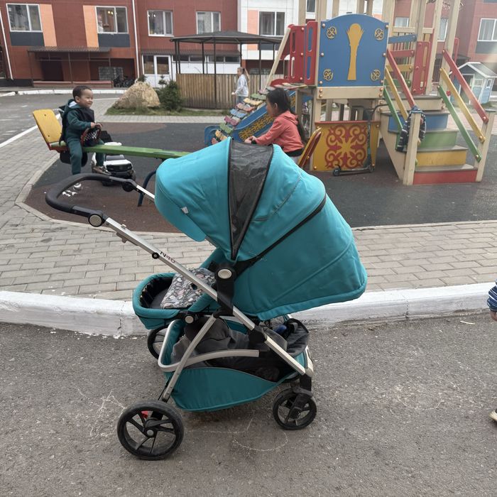 Продам коляску в хорошем состояние
