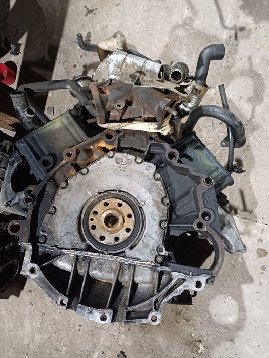 Двигатель на ауди 2.5 Дизель