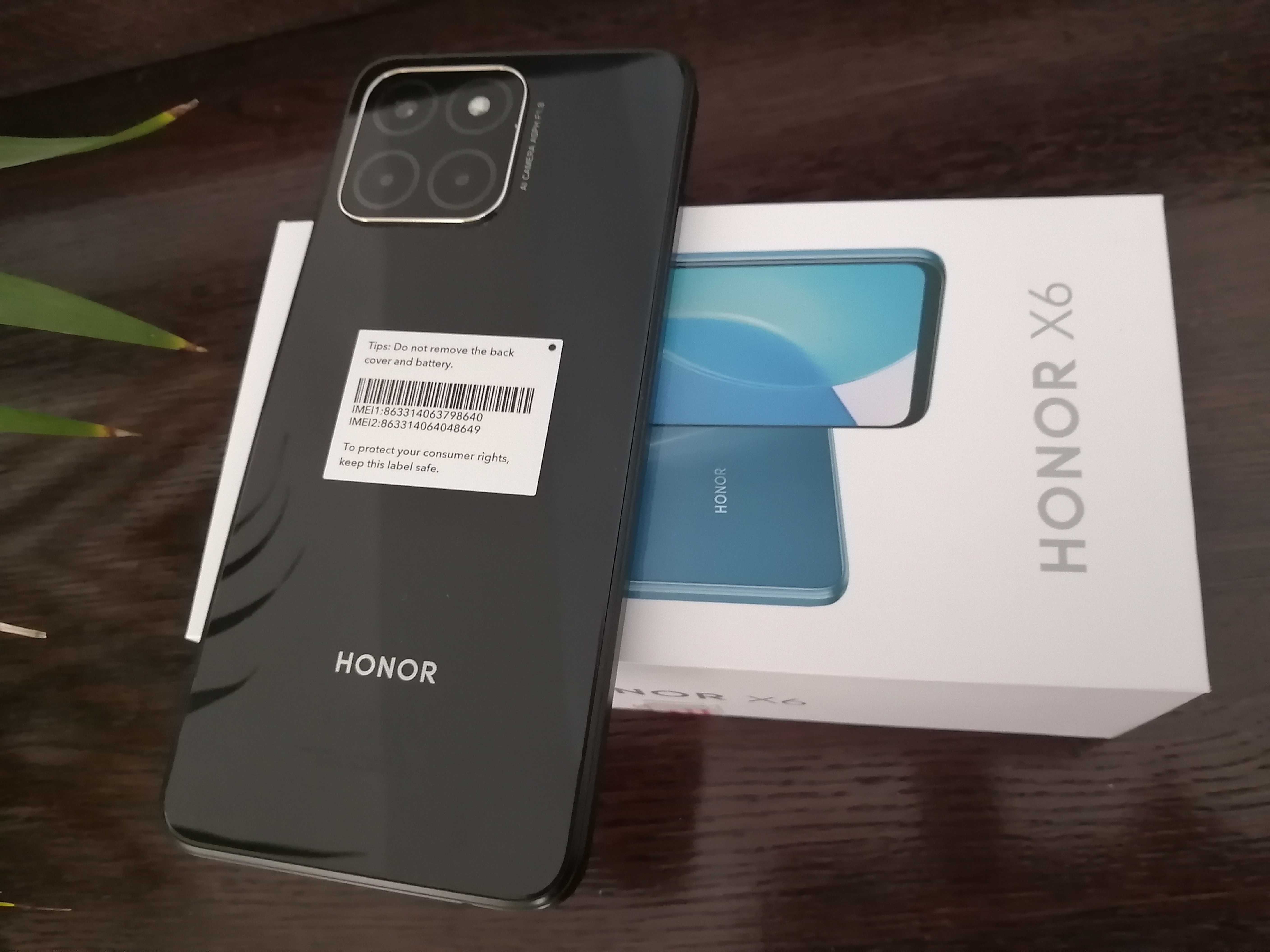 Se vinde Smartphone Honor X6 Nou cu garanție