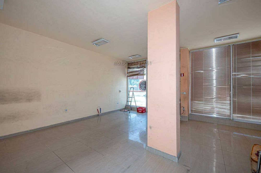 Магазин 61 кв.м в Тракия Пловдив