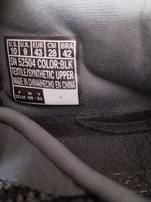 Adidasi originali Skechers nr.43