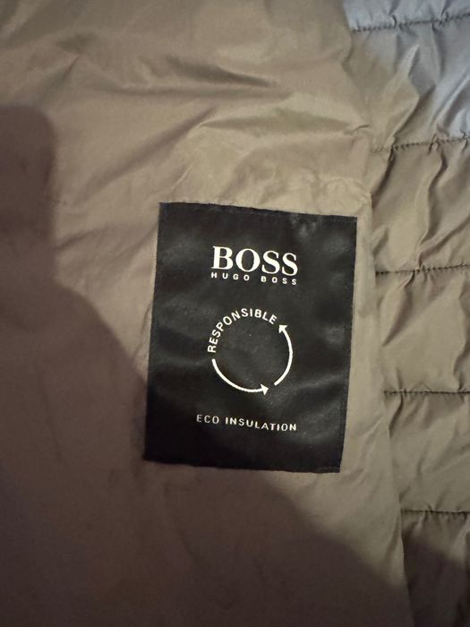 Geaca de iarna HUGO BOSS originala 100%