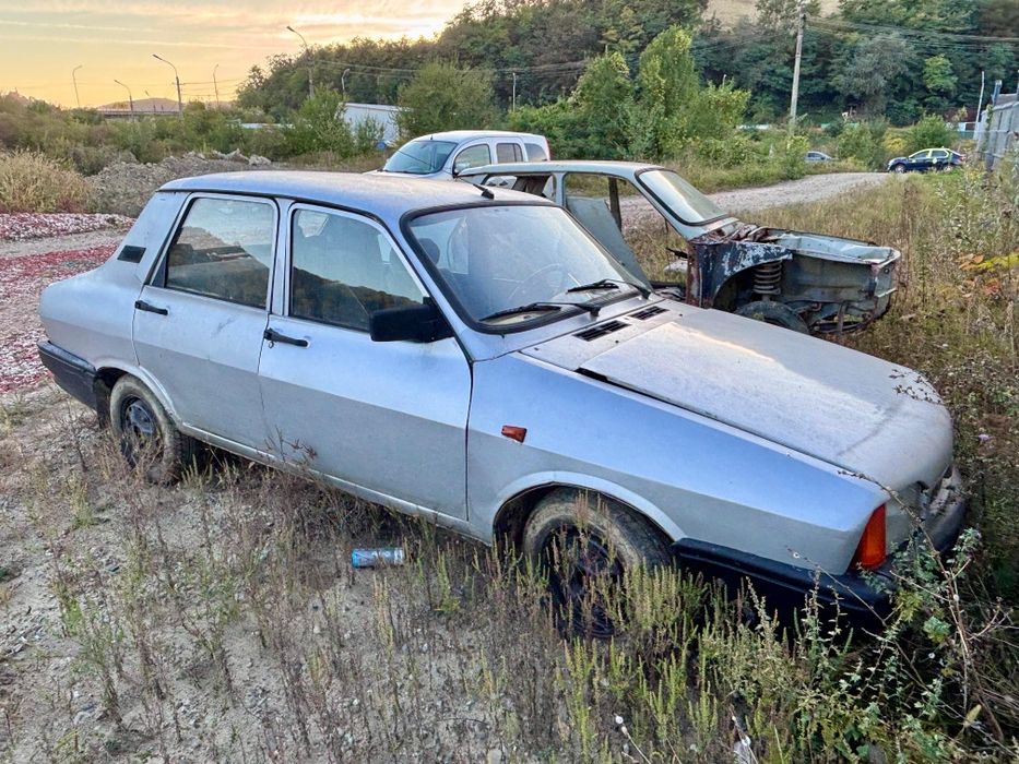 Dacia 1310 L + caroserie Dacia 1310 TLX BONUS