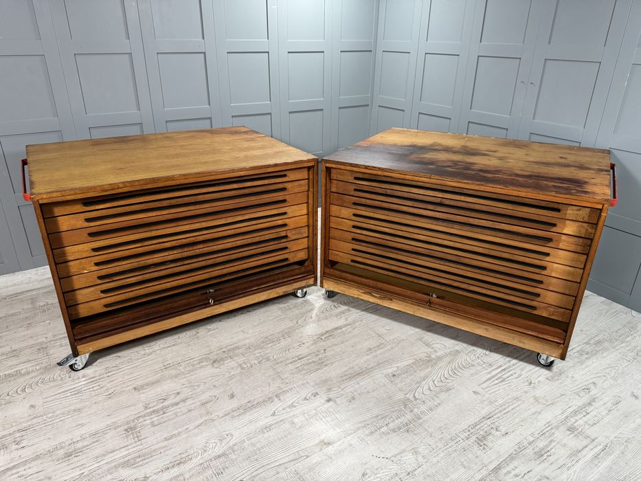 Картографски шкафове от 60-те Р462