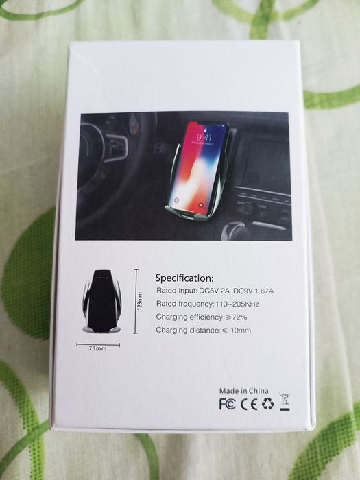 Vând suport pentru telefon cu încărcare wireless