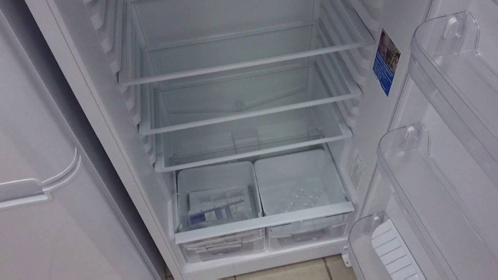 Холодильник "Indesit TIA-160 в розницу по оптовой
