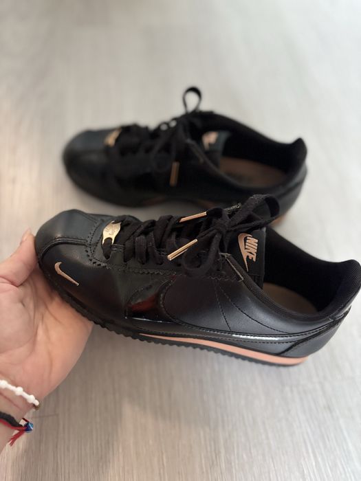 Nike Cortez черни естествена кожа