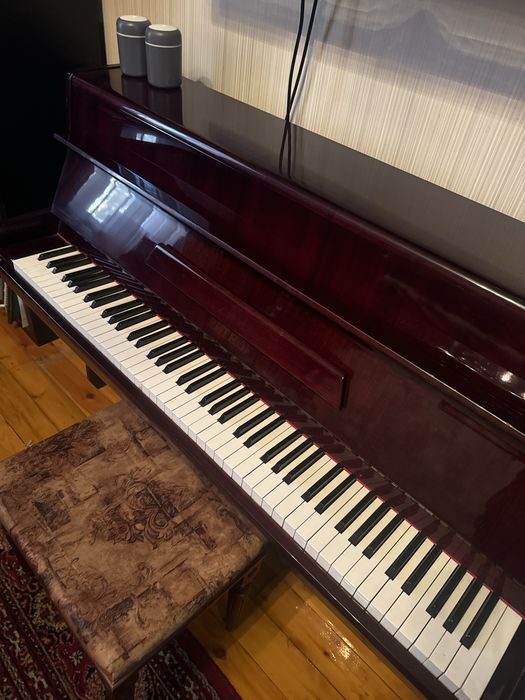 Продается Пианино Petrof