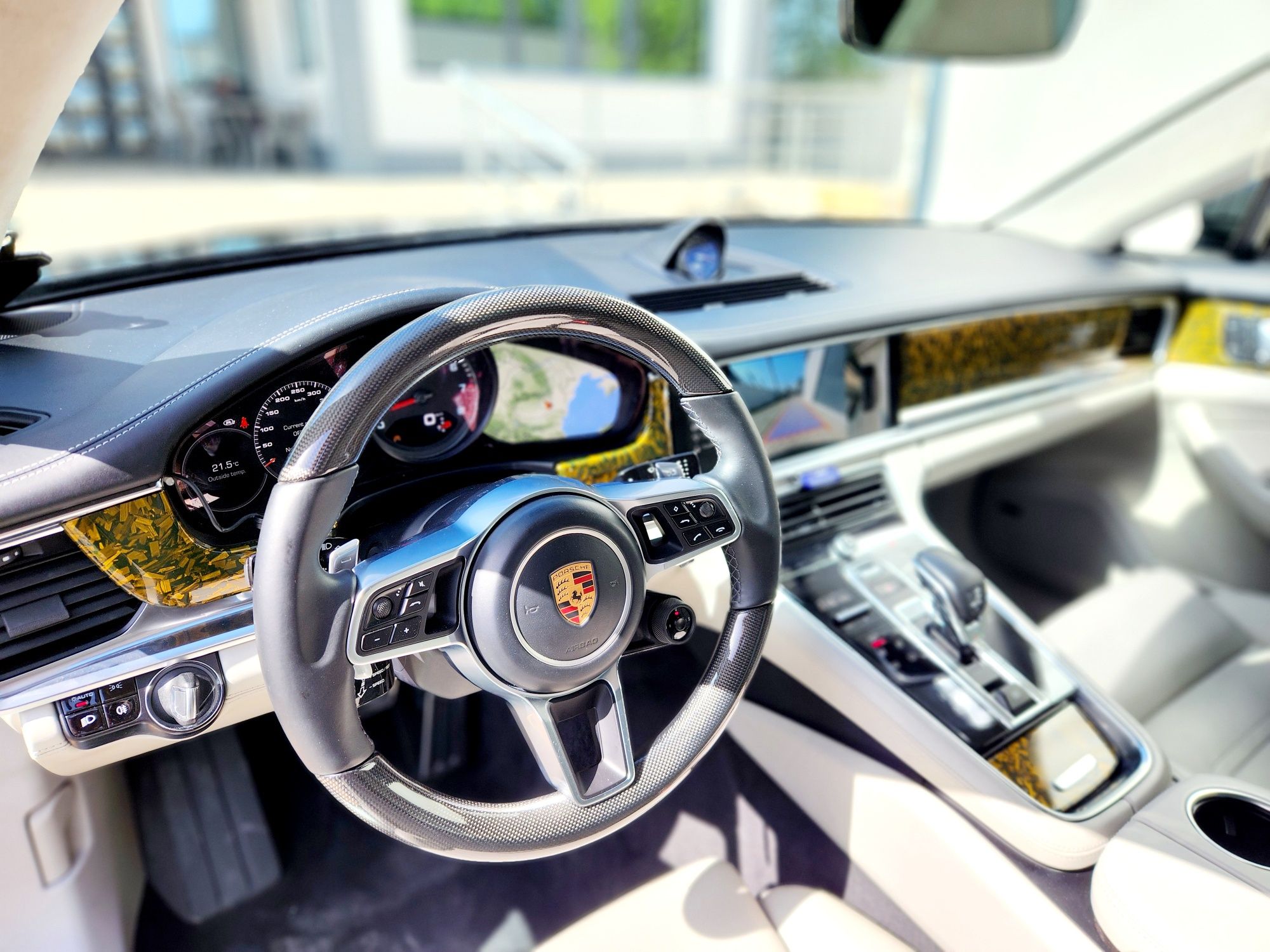 Pret 64.900 Euro PORSCHE TURBO 550CP 2018 75.000 km