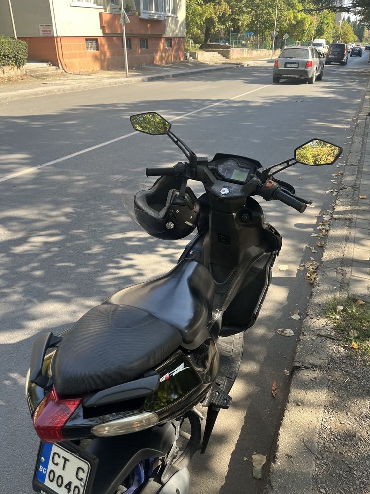 Aprilia SR 50 Factory