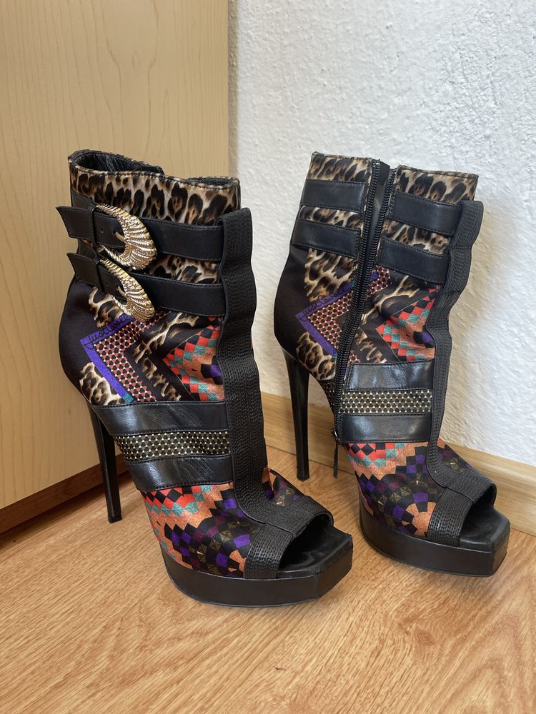 Оригинални сандали Just Cavalli