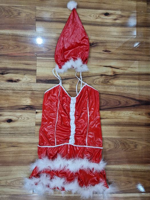 Costum sexy de Craciunita