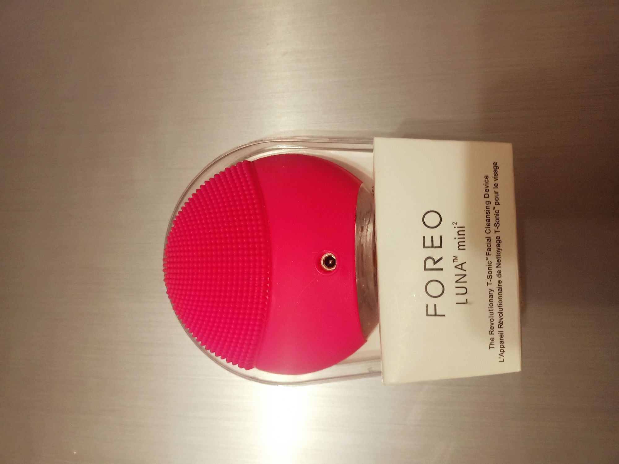 Массажер для лица Foreo