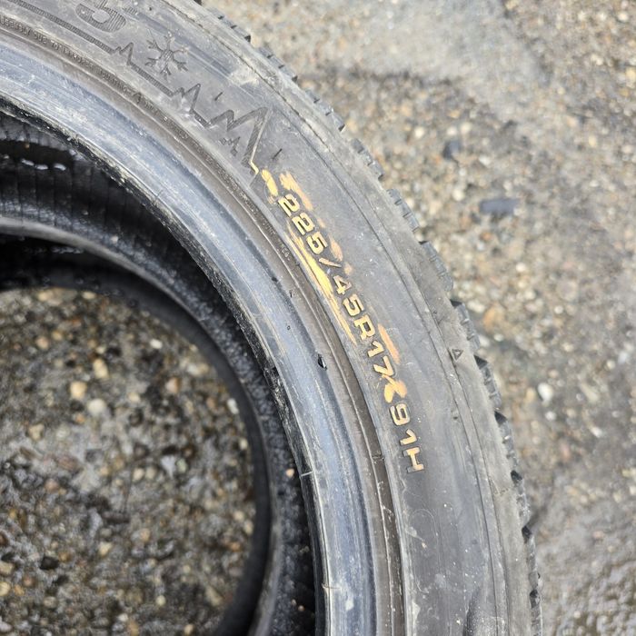 2x 225/45/17 M+S DUNLOP Stare impecabila