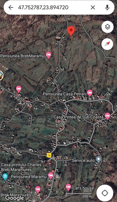 Teren cu priveliște frumoasa , traversat de un mic parau