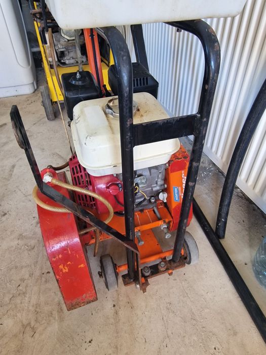 Masina de taiat asfalt beton Norton Clipper C51