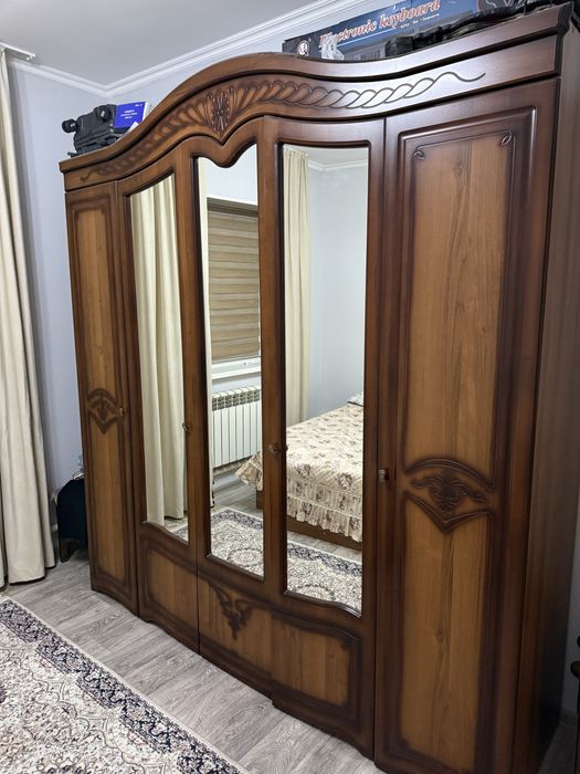 Продам шифонер и кровать с матрасом