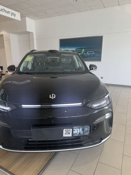Leapmotor C11 Hybrid 2025/26 full pozitsiya