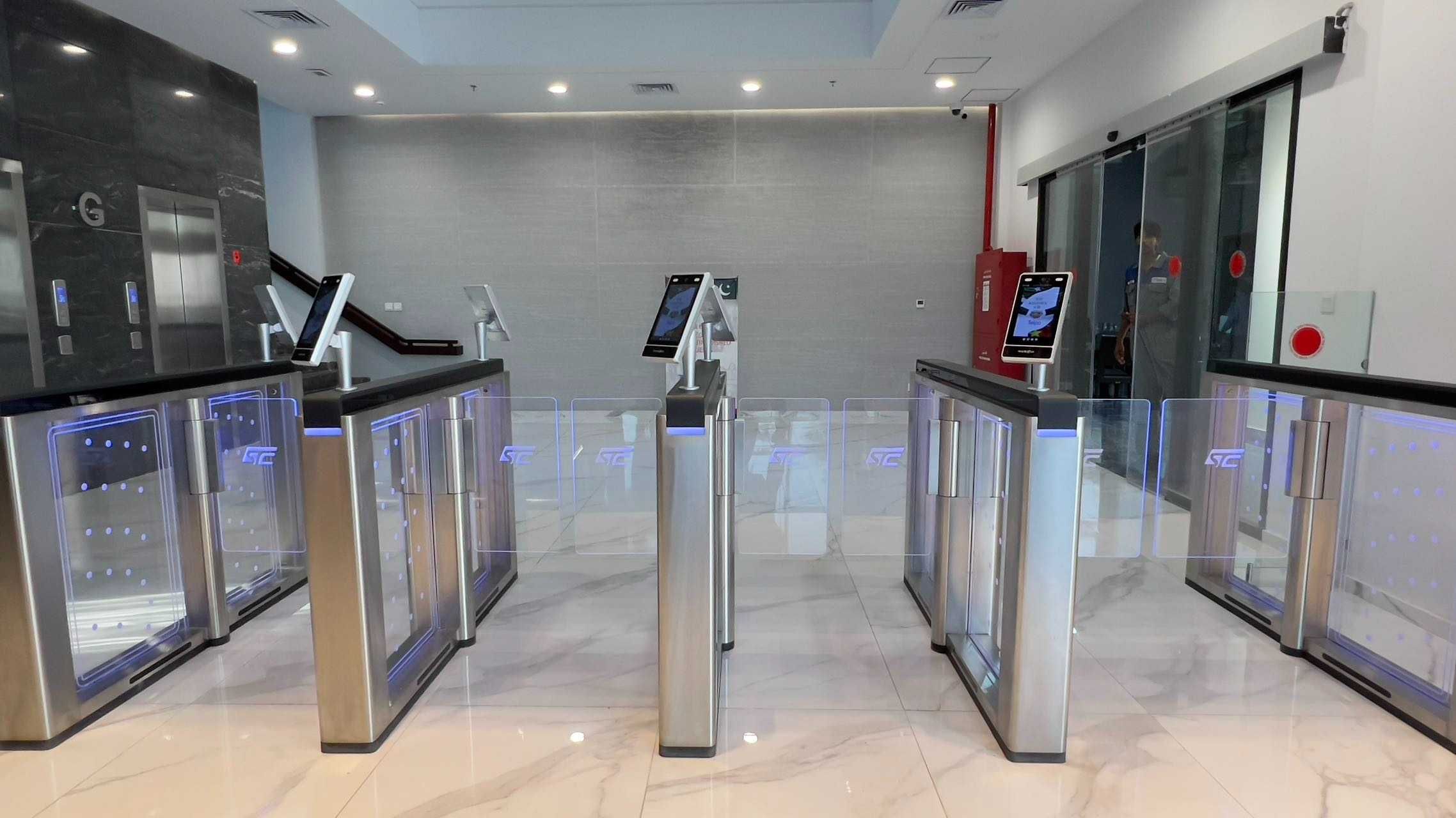 Турникет для контроля, оплата через БИРЖУ можно