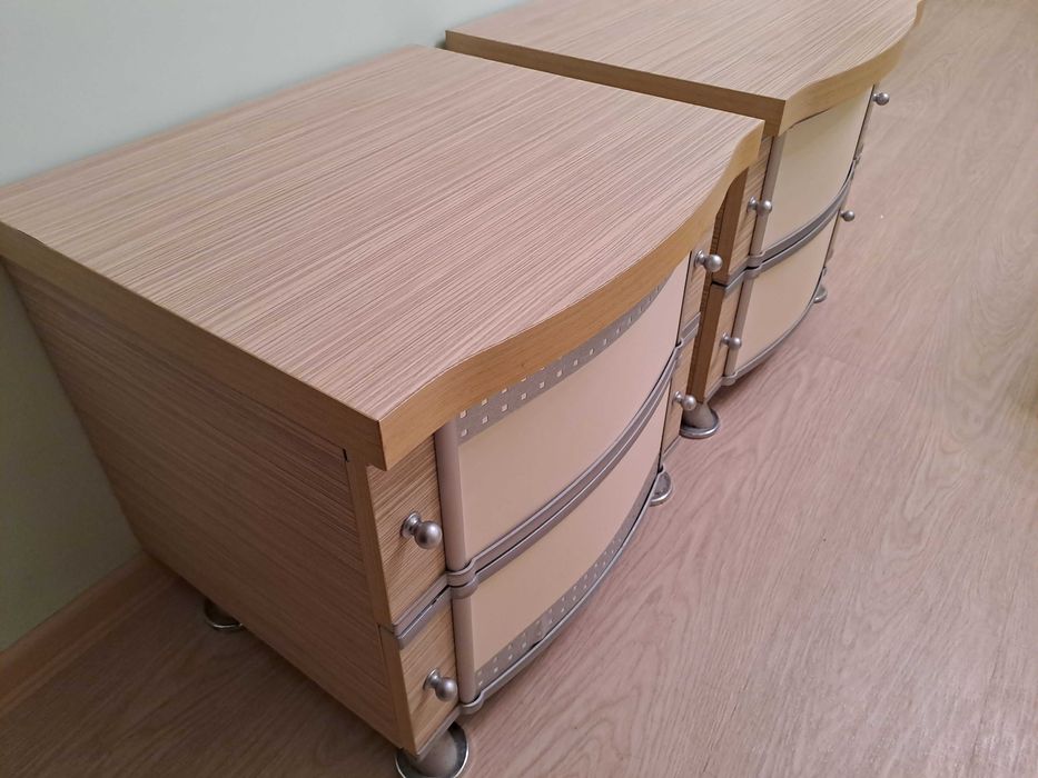 Нощни шкафчета с 2 чекмеджета