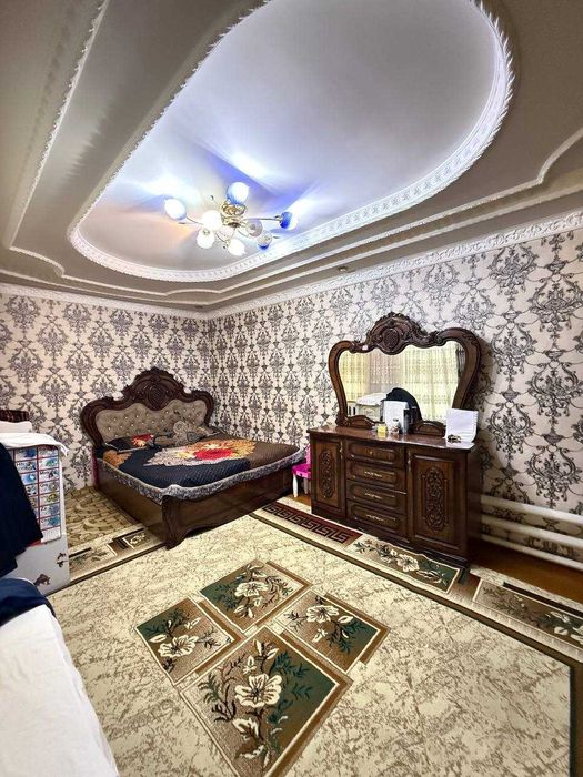 Продается  участок 4.4 сотик 5 комнатный!