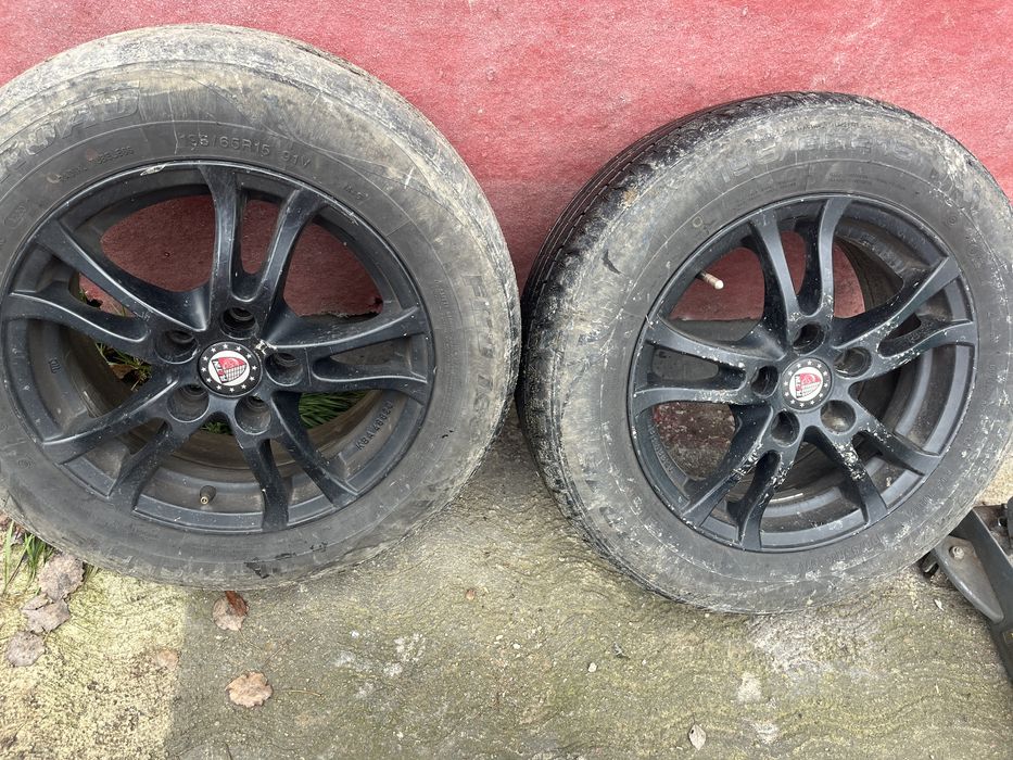 Vand 4 jante  aliaj pe 15 wv skoda seat etc