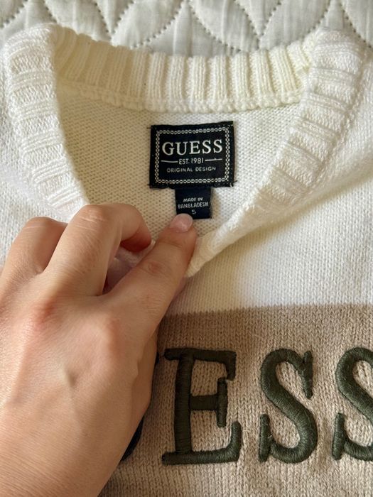 Детски пуловер Guess размер 5 г