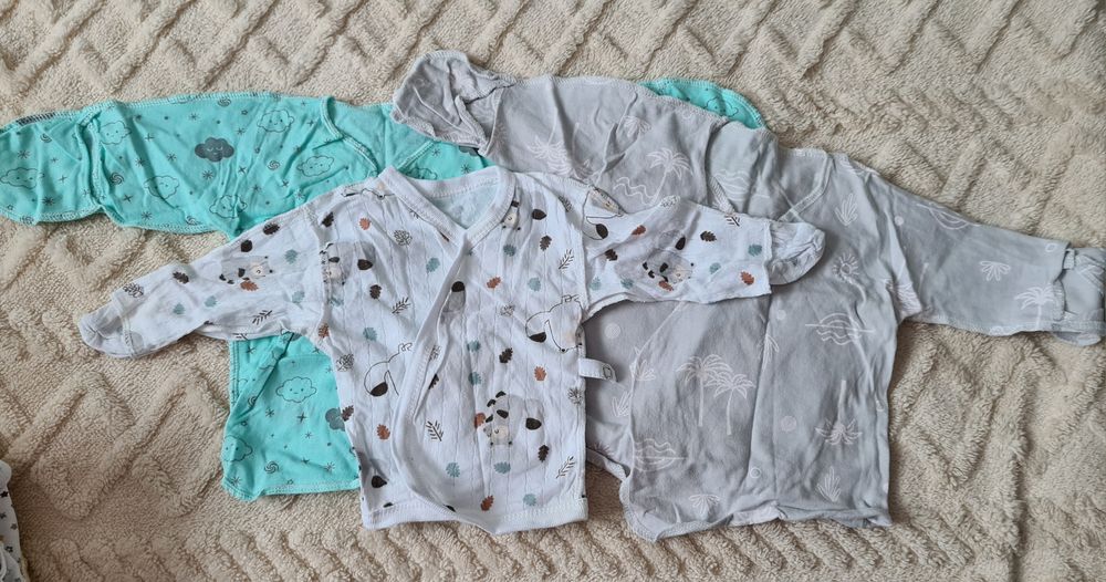 Вещи в отличном состоянии на фото не всё!!! в подарок водный коврик и