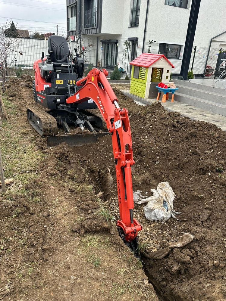 Miniexcavator de inchiriat /lucrari cu miniexcavator