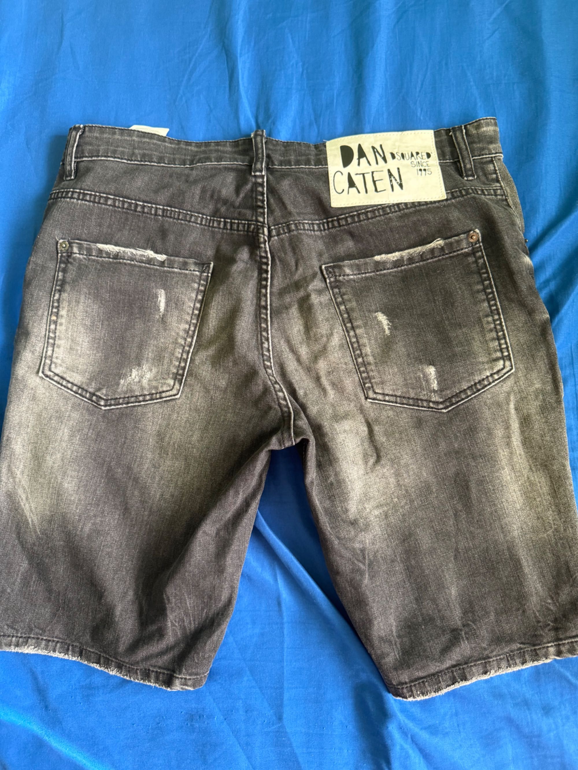 Pantaloni scurți originali Dsquared2 barbati