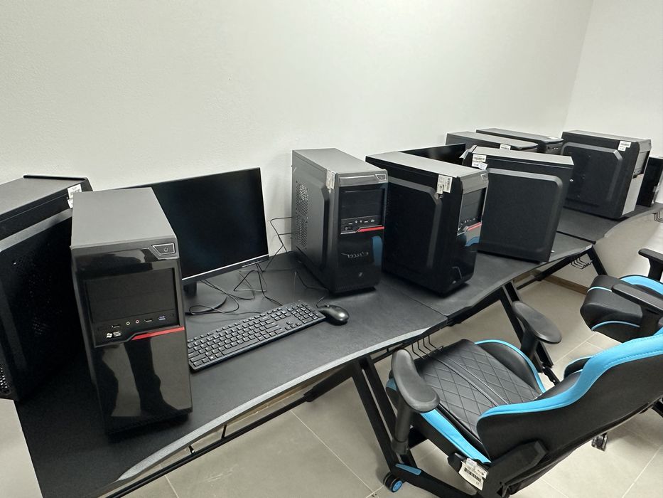 Echipament sala gaming scaune,calculatoare,mese,monitoare etc.