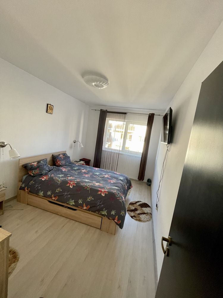 Apartament 3 camere 2 bai Brasov