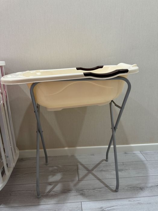 Детская ванночка с подставкой