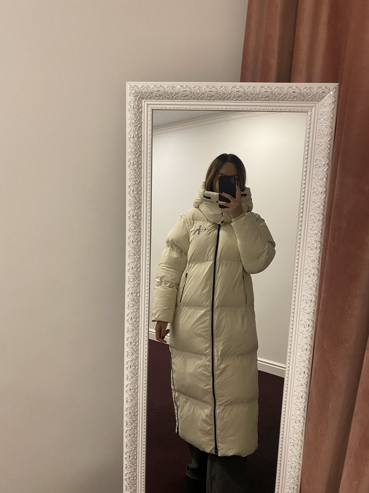 Продам брендовую куртку