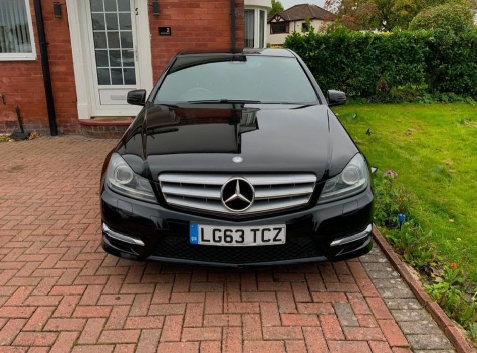 Dezmembrez Mercedes C-Class w204 OM651 2.2 170 cp