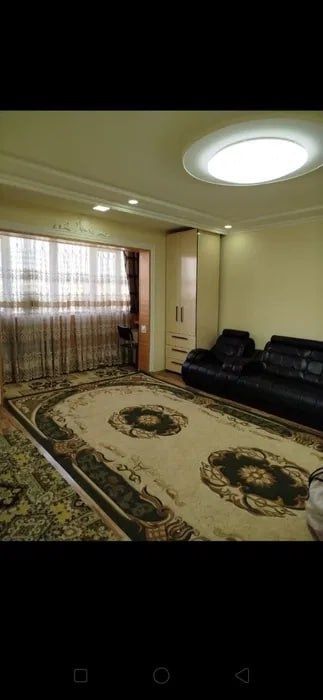 Продаётся квартира 2 .х комнатный78 квадратный