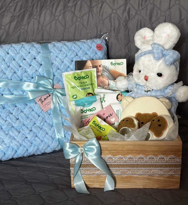 Подарък за бебе  бебе