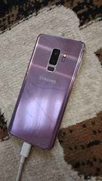 Samsung s9 + продам срочно