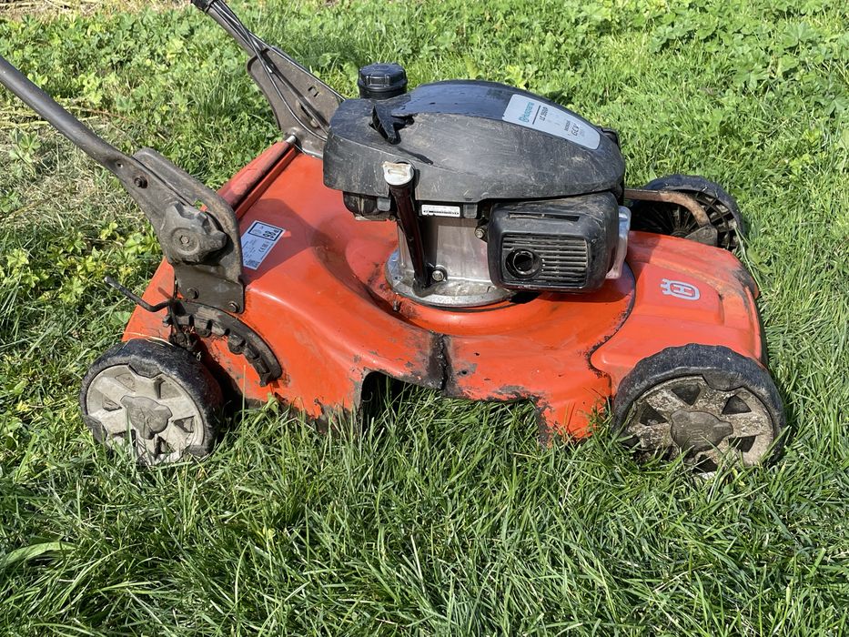 Masina de tuns Husqvarna LC356