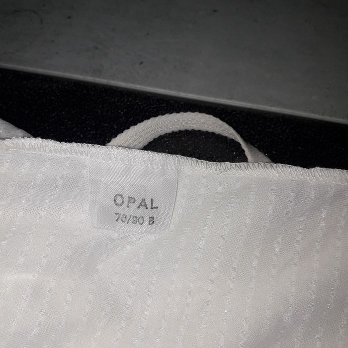 Продавам дамски корсаж