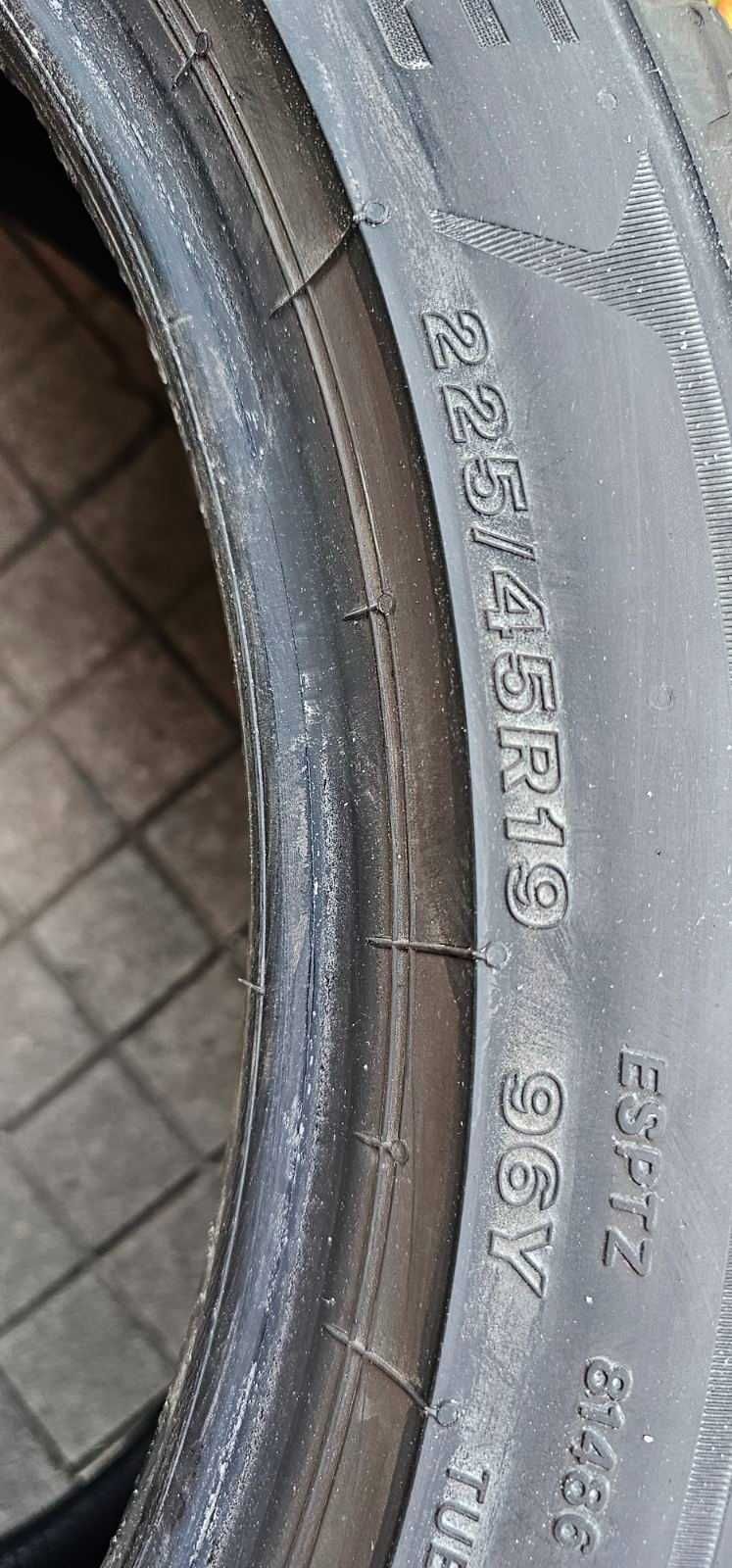 Летни Гуми Bridgestone Potenza Sport 225/45 R19 DOT 0321